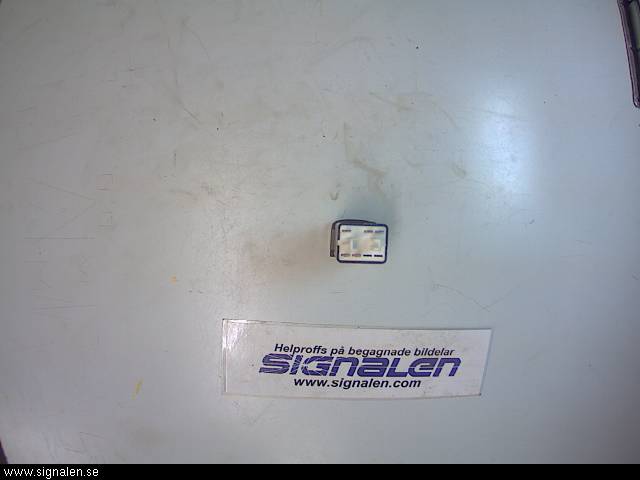 Saab 9-5     06-10 Strömställare Övrigt