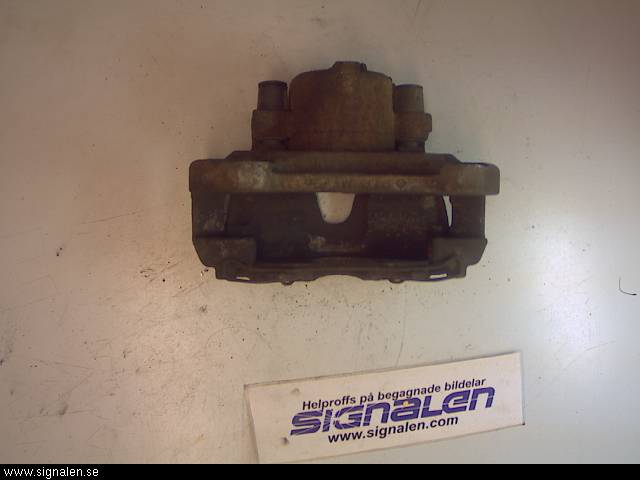 Saab 9-5     06-10 Bromsok Fram Höger