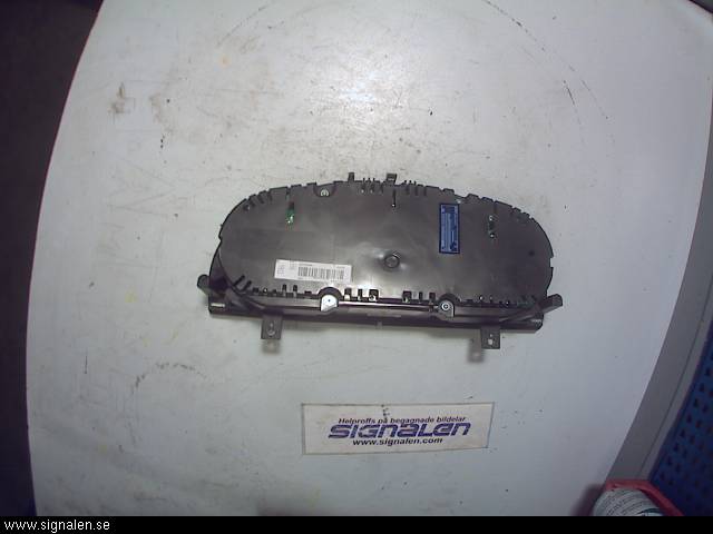 Volkswagen VW PASSAT 05-11 Instrument Komb
