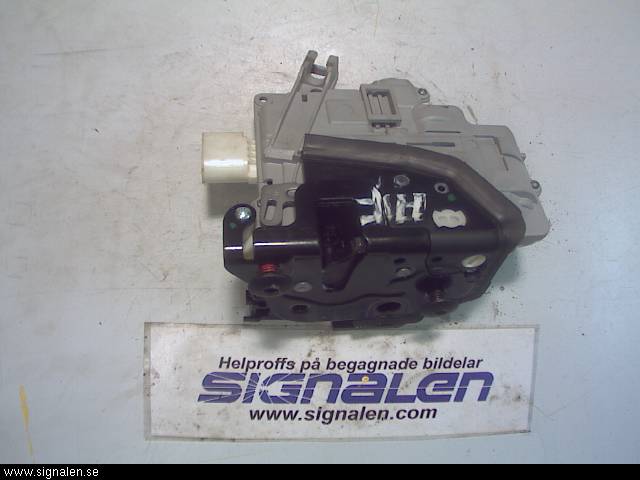 Volkswagen VW PASSAT 05-11 Låskista-Dörrlås