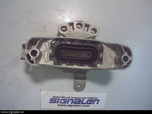 Opel ASTRA J 10-15 Motorfäste