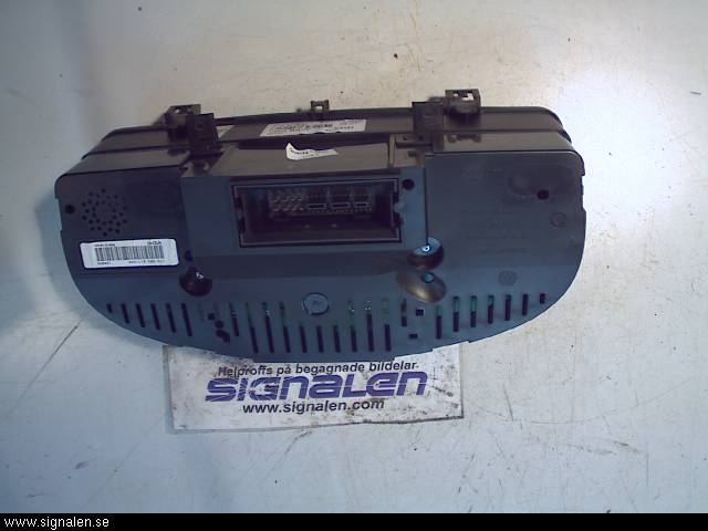 Volkswagen VW TOURAN 03-10 Instrument Komb