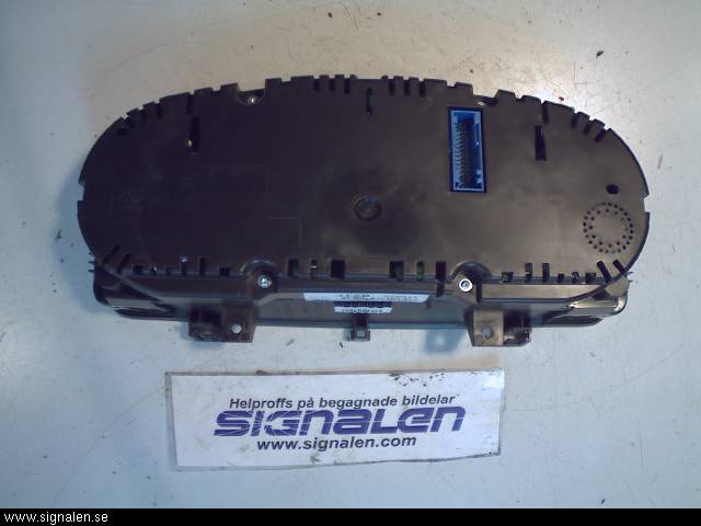 Volkswagen VW TOURAN 10-15 Instrument Komb