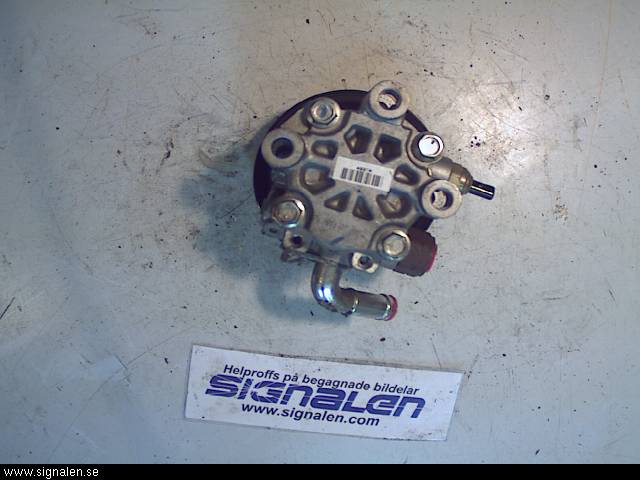 Toyota AVENSIS 03-06 Styrservopump