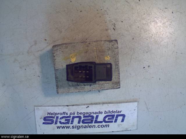 Volvo V70 00-04 Strömställare Elhiss