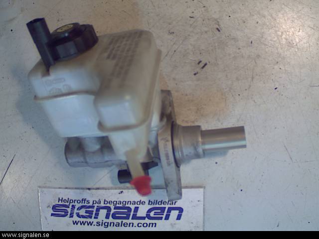 Volkswagen VW PASSAT 05-11 Broms Huvudcylinder
