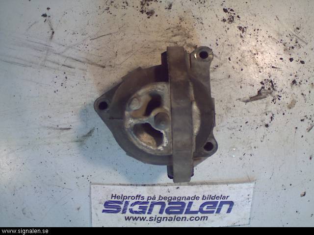 Saab 9-5     06-10 Motorkudde