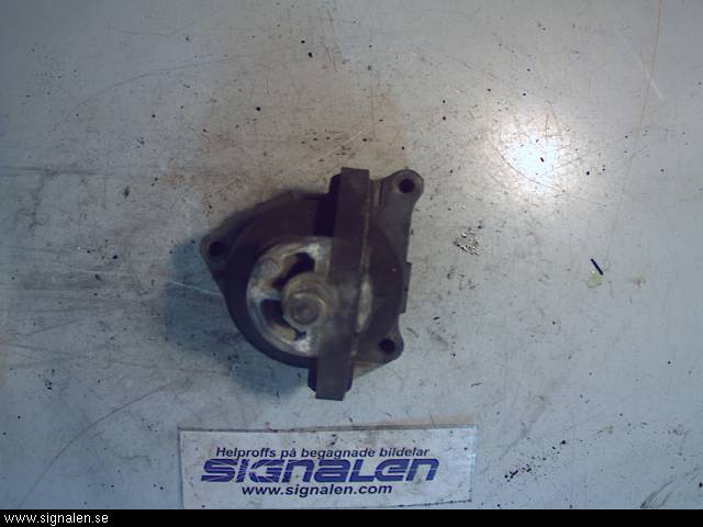 Saab 9-5     06-10 Motorkudde