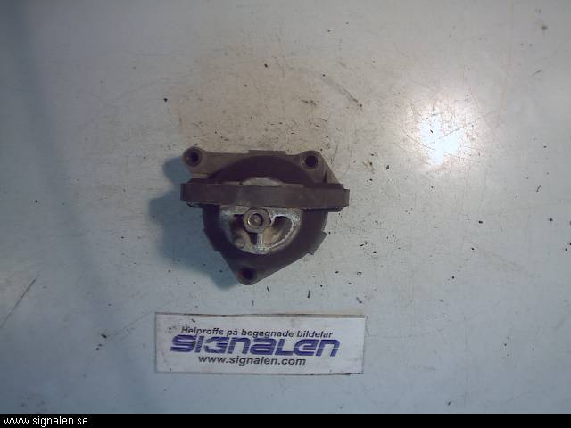 Saab 9-5     06-10 Motorkudde