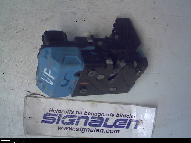 Volvo V70 05-08 Låskista-Dörrlås