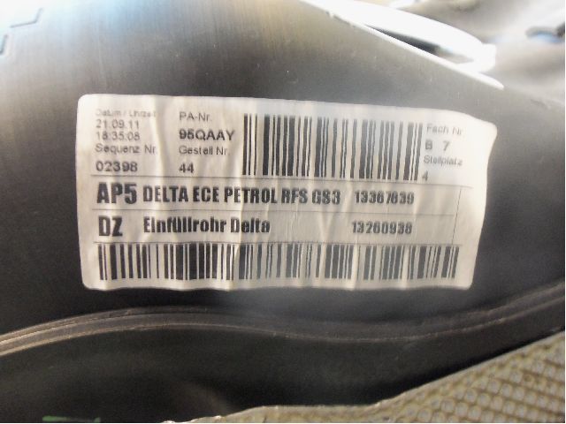 Opel ASTRA J 10-15 Bränsletank