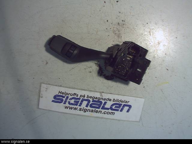 Ford FOCUS     04-07 Spak Blinkers-Ljusomk