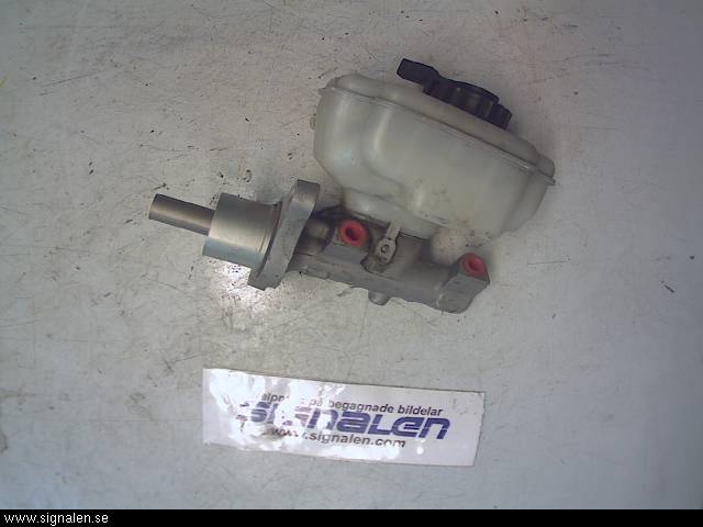 Volkswagen VW CADDY      04-10 Broms Huvudcylinder