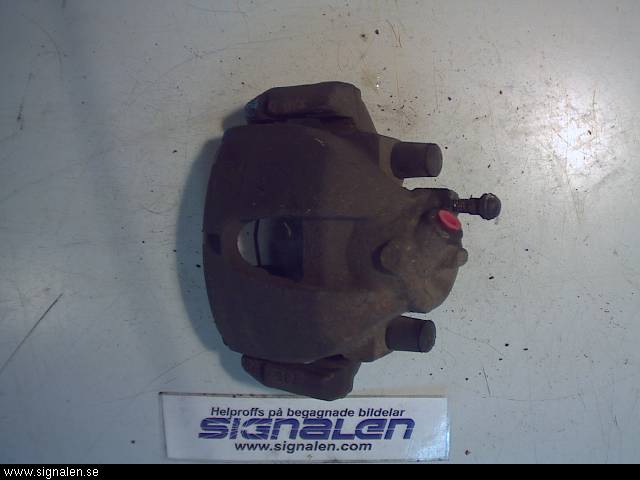 Ford FOCUS     04-07 Bromsok Fram Höger
