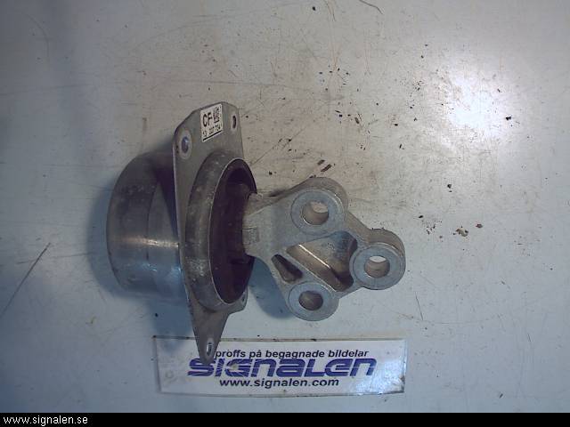 Opel INSIGNIA 09-16 Motorkudde