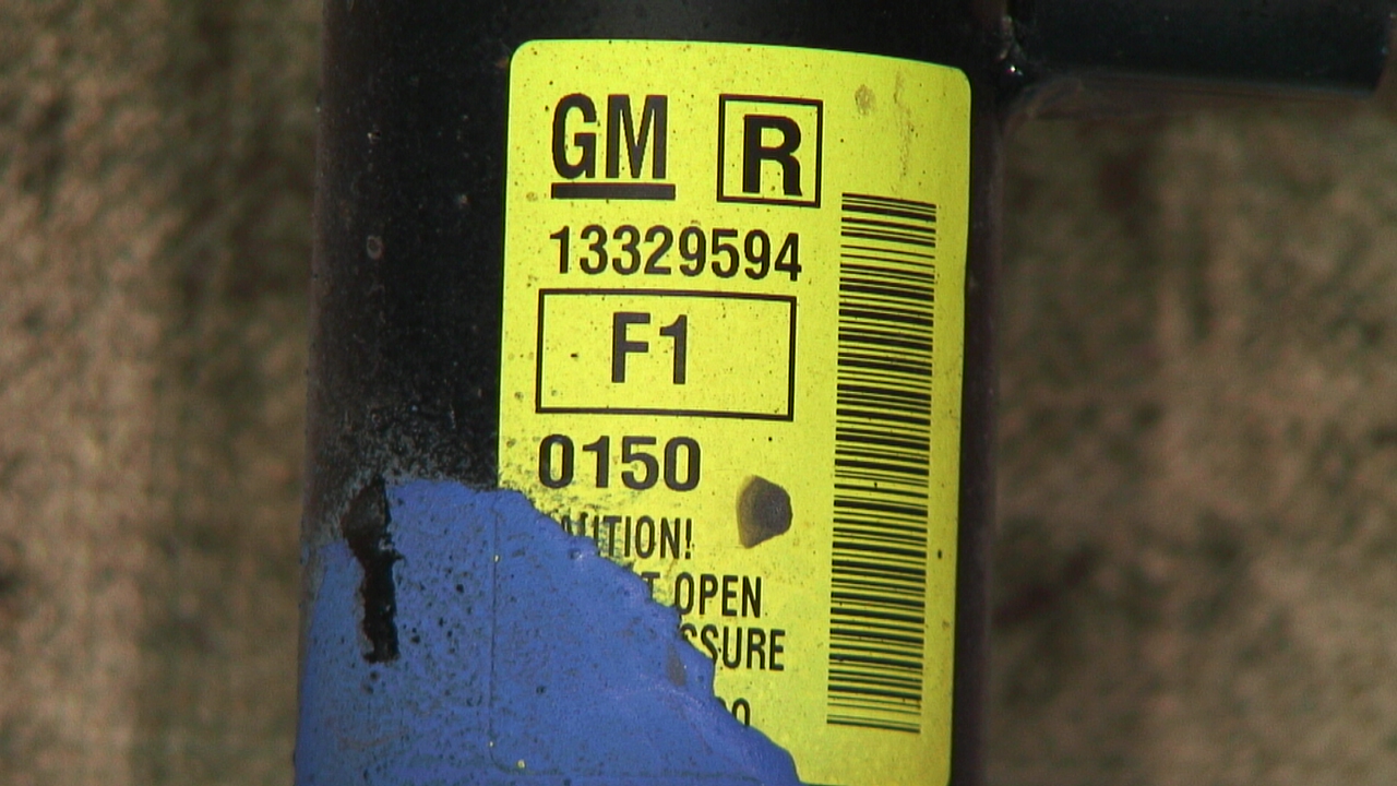 GM CHEVROLET CRUZE Fjäderben Fram Höger