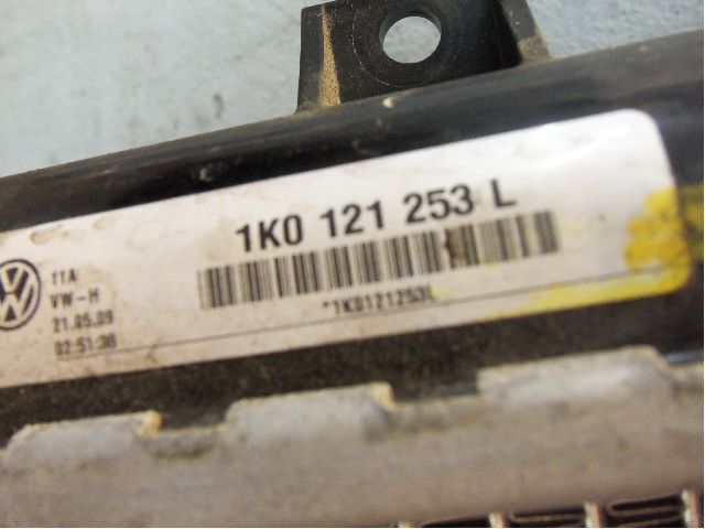 Volkswagen VW PASSAT 05-11 Kylare Man