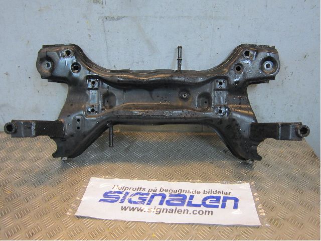 Volkswagen VW POLO 10-17 Framvagnsbalk