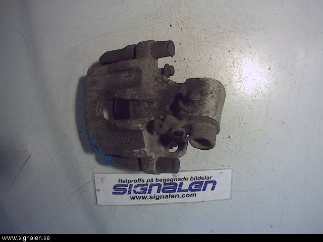 Ford FOCUS     04-07 Bromsok Bak Höger