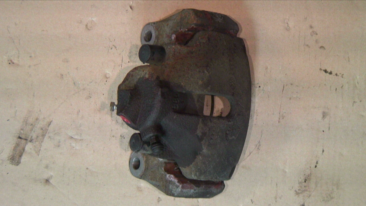 Audi A4/S4 05-07 Bromsok Fram Vänster