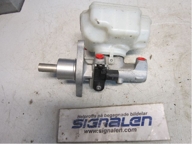 Volkswagen VW GOLF PLUS/CROSS GOLF 04-14 Broms Huvudcylinder