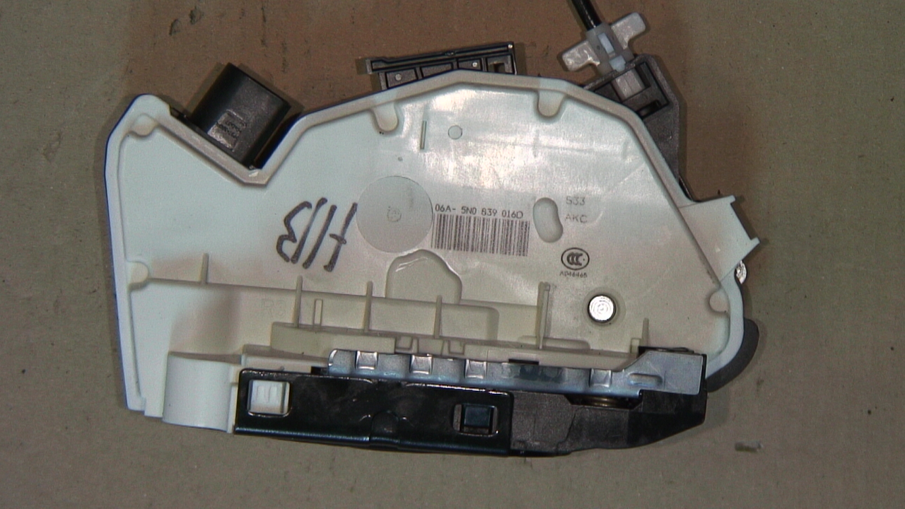 Skoda FABIA 07-14 Låskista-Dörrlås