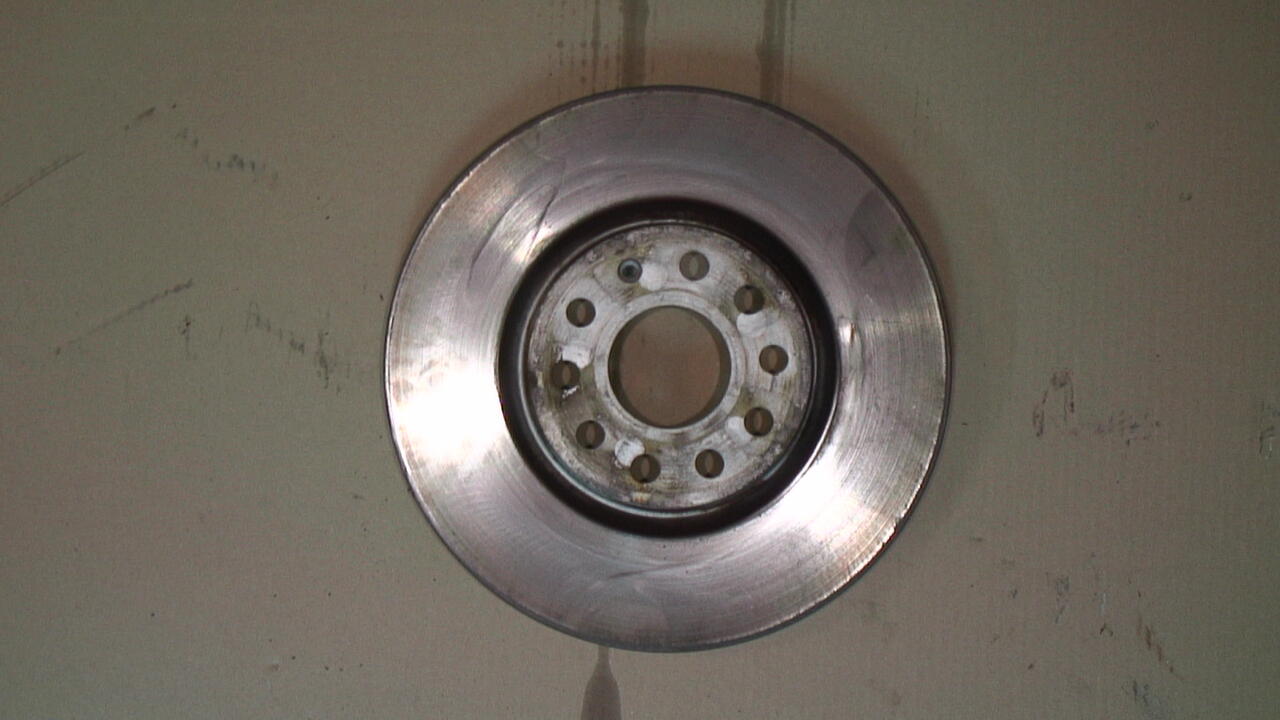 Volkswagen VW PASSAT 11-14 Bromsskiva Fram