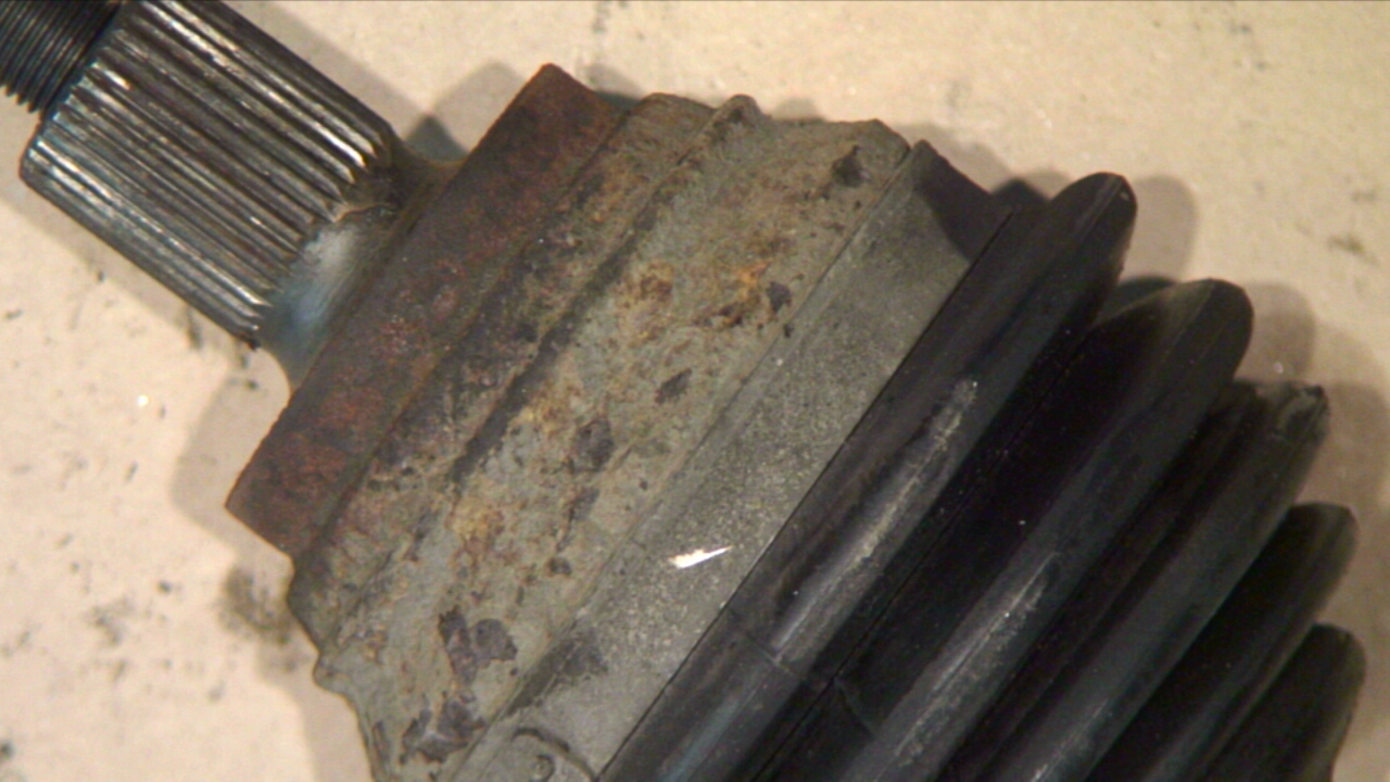 Volkswagen VW GOLF V 04-09 Drivaxel Fram Vänster