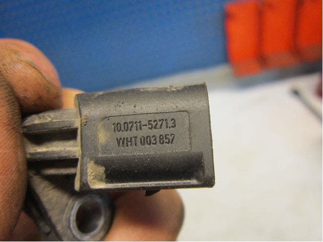 Volkswagen VW PASSAT 11-14 Abs Sensor
