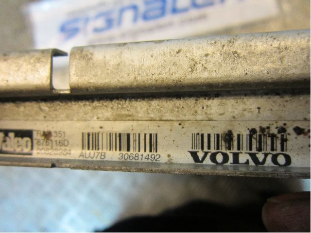 Volvo V70 05-08 Kylare Man