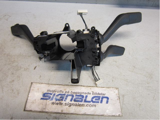 Volkswagen VW PASSAT 11-14 Spakcentral