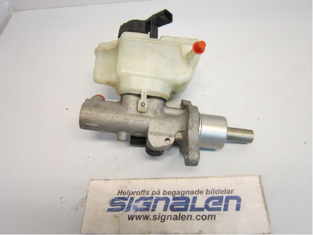 Volkswagen VW GOLF VI 09-13 Broms Huvudcylinder