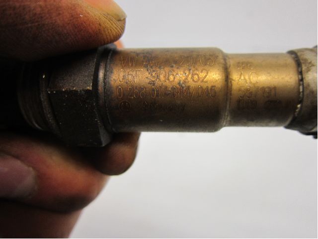 Volkswagen VW GOLF V 04-09 Injlambdasond