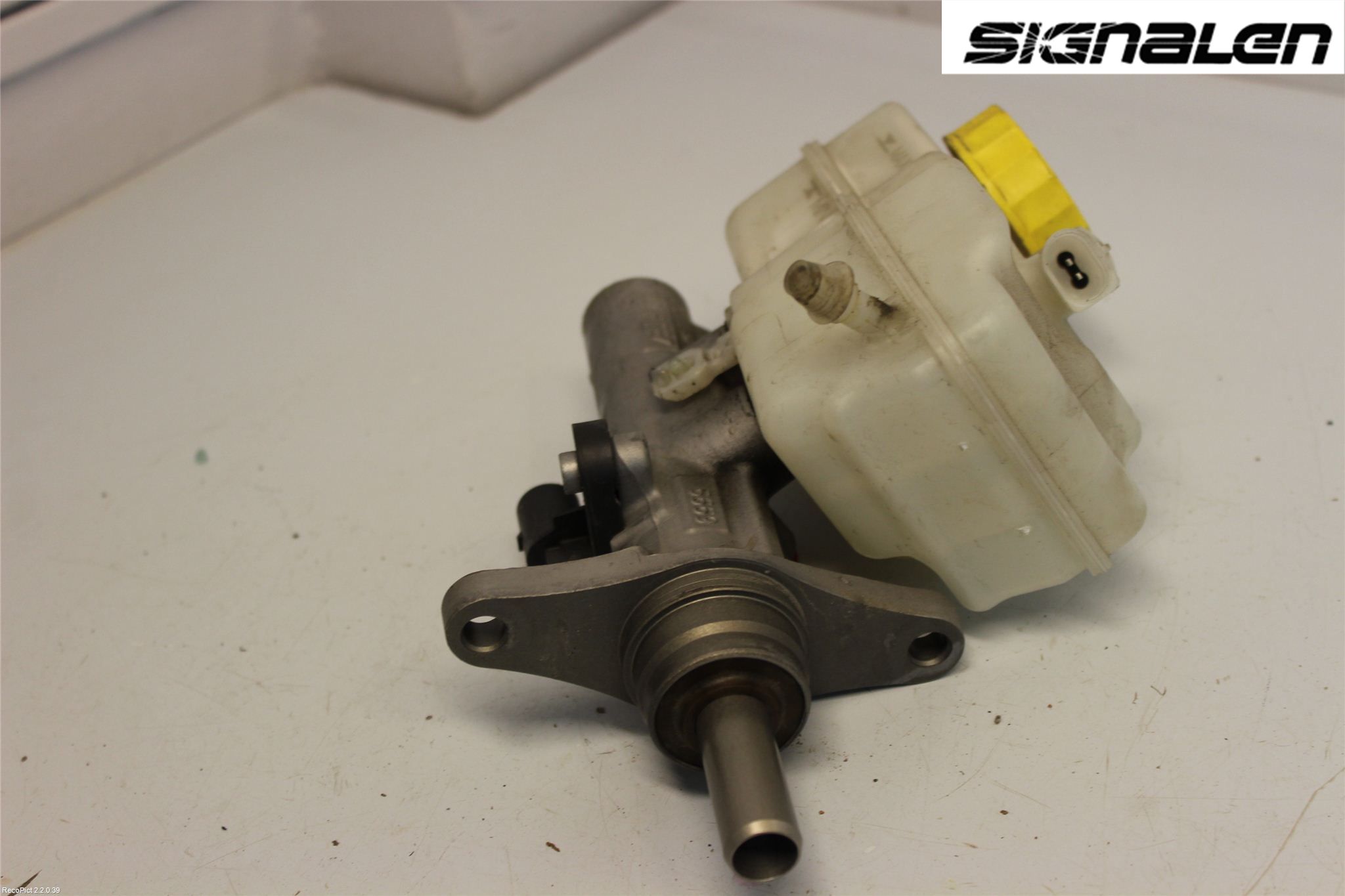 Volkswagen VW POLO 10-17 Broms Huvudcylinder