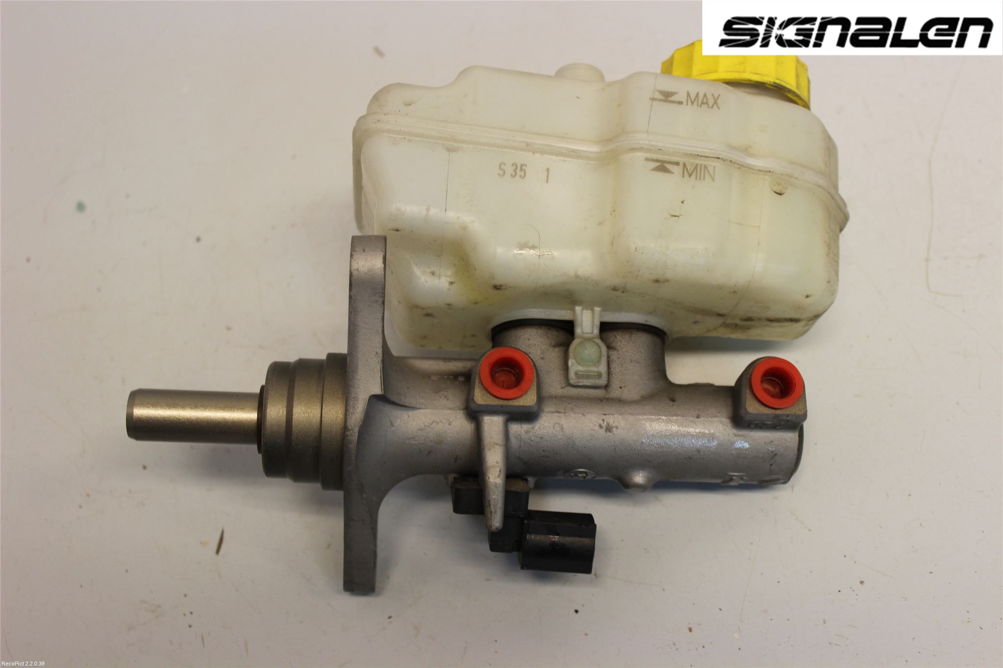 Volkswagen VW POLO 10-17 Broms Huvudcylinder