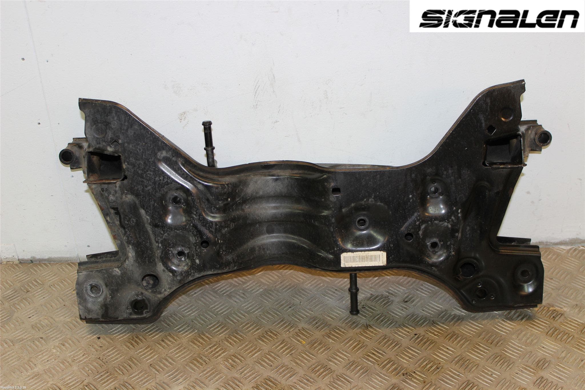 Volkswagen VW POLO 10-17 Framvagnsbalk