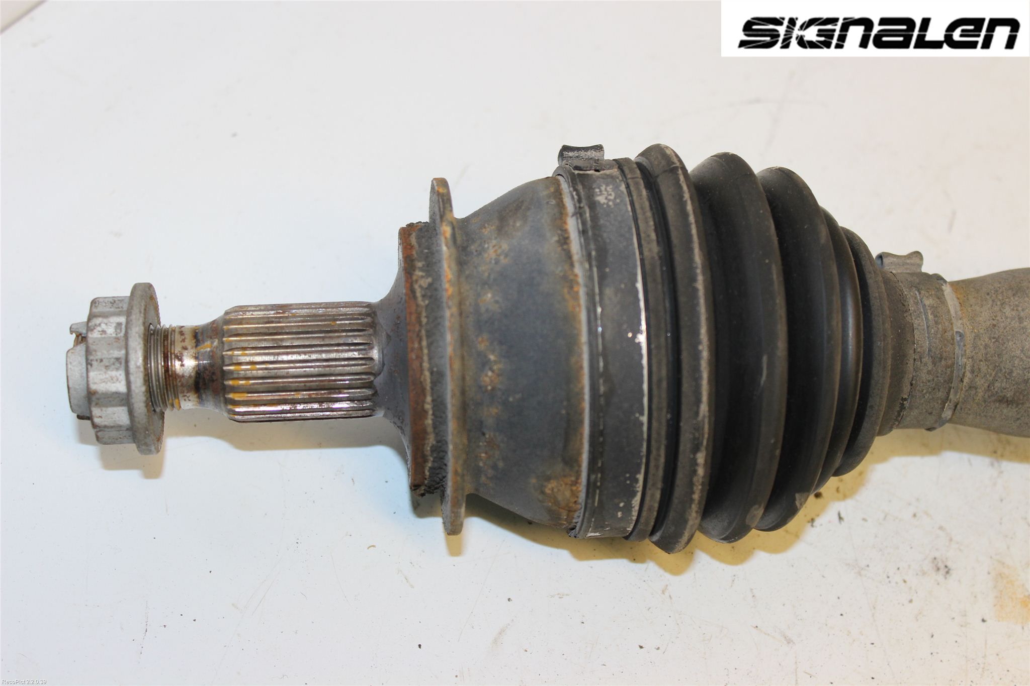 Mercedes-Benz MB A-KLASS (W169) 04-12 Drivaxel Fram Vänster