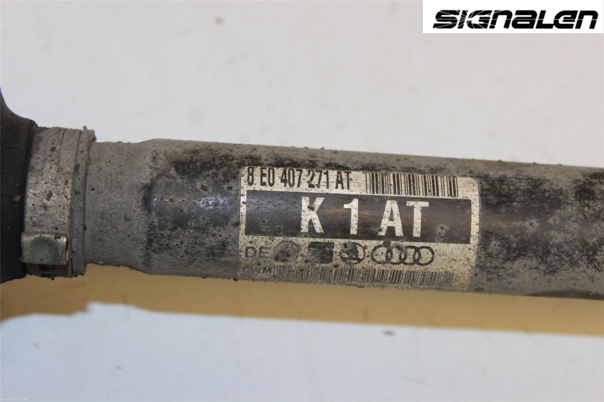 Audi A4/S4 05-07 Drivaxel Fram Vänster