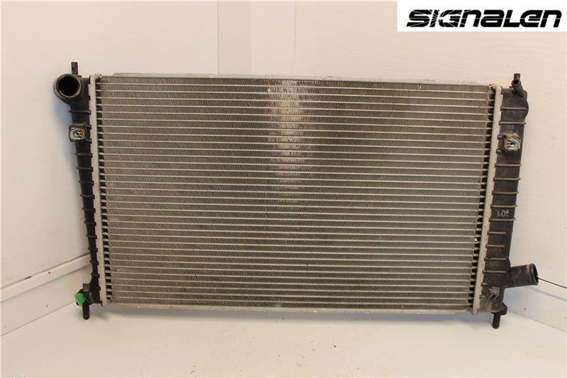 Saab 9-5 -05 Kylare Man