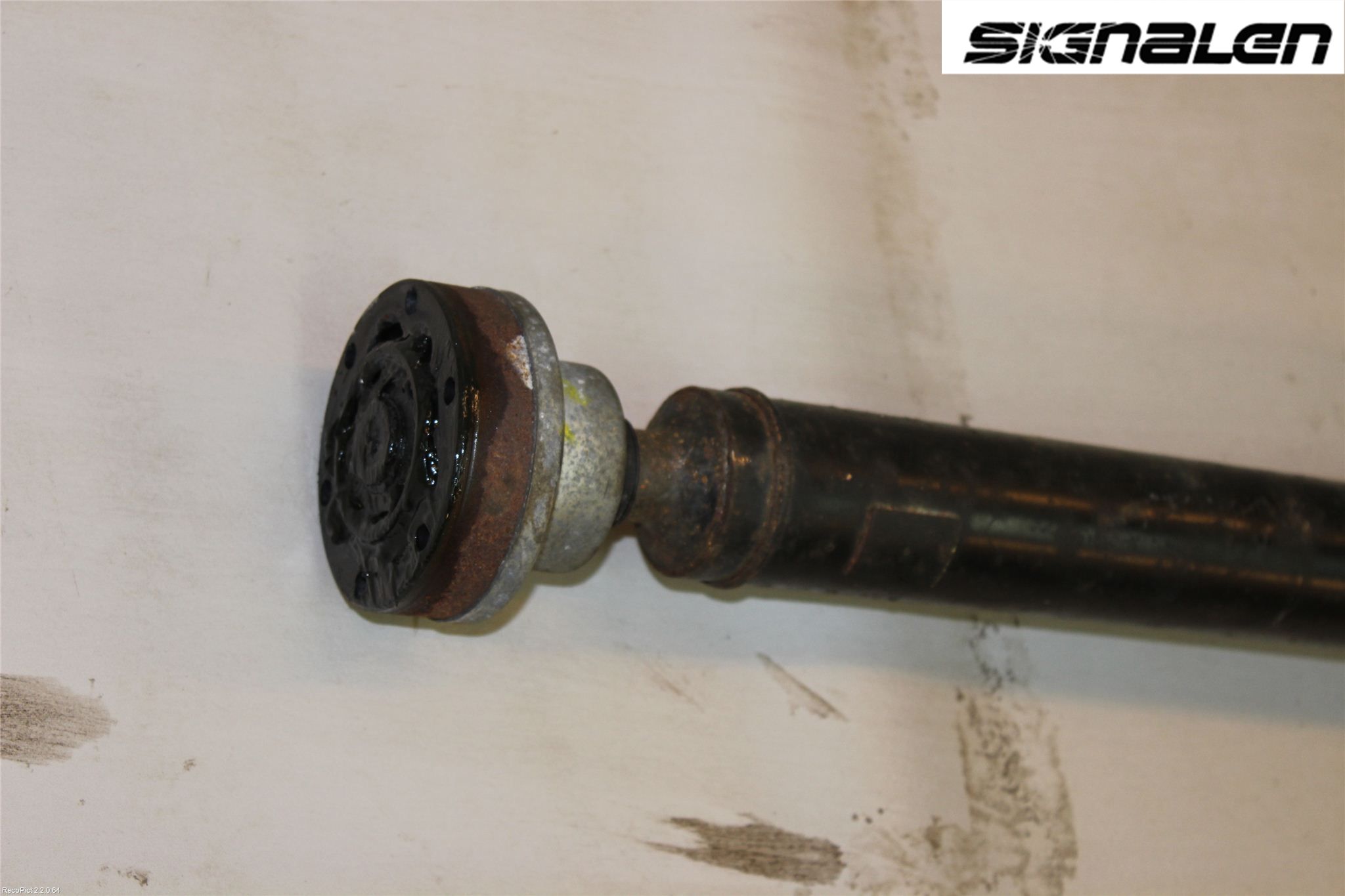 Audi A6/S6     05-11 Mellanaxel Komp