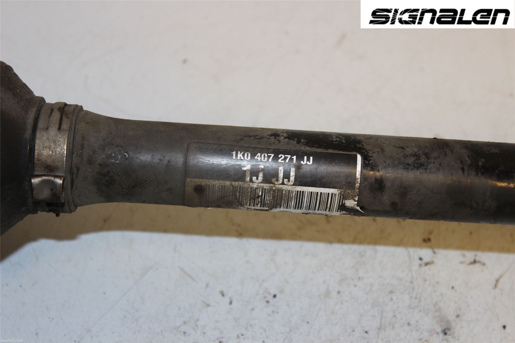 Volkswagen VW PASSAT 05-11 Drivaxel Fram Vänster