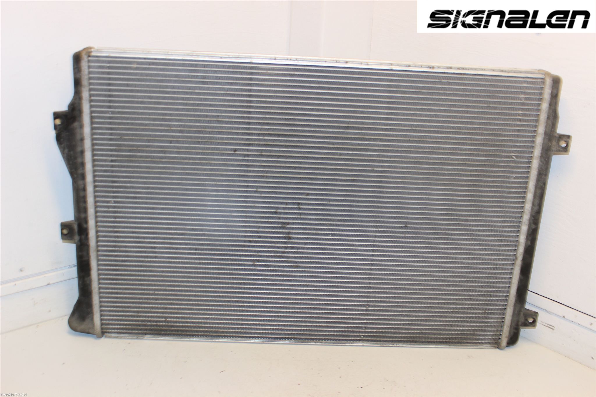 Volkswagen VW PASSAT 05-11 Kylare Man