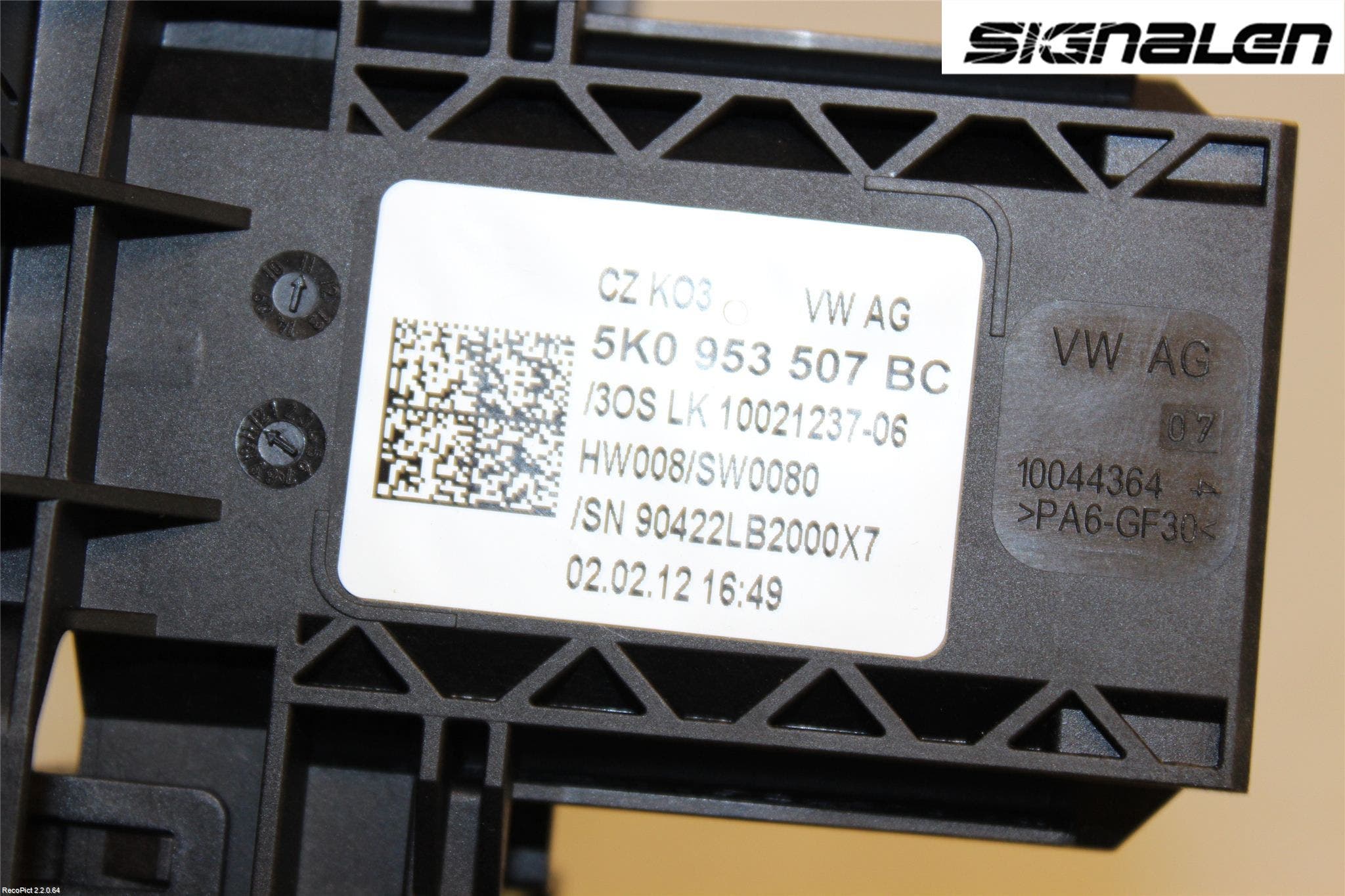 Volkswagen VW GOLF VI 09-13 Spakcentral