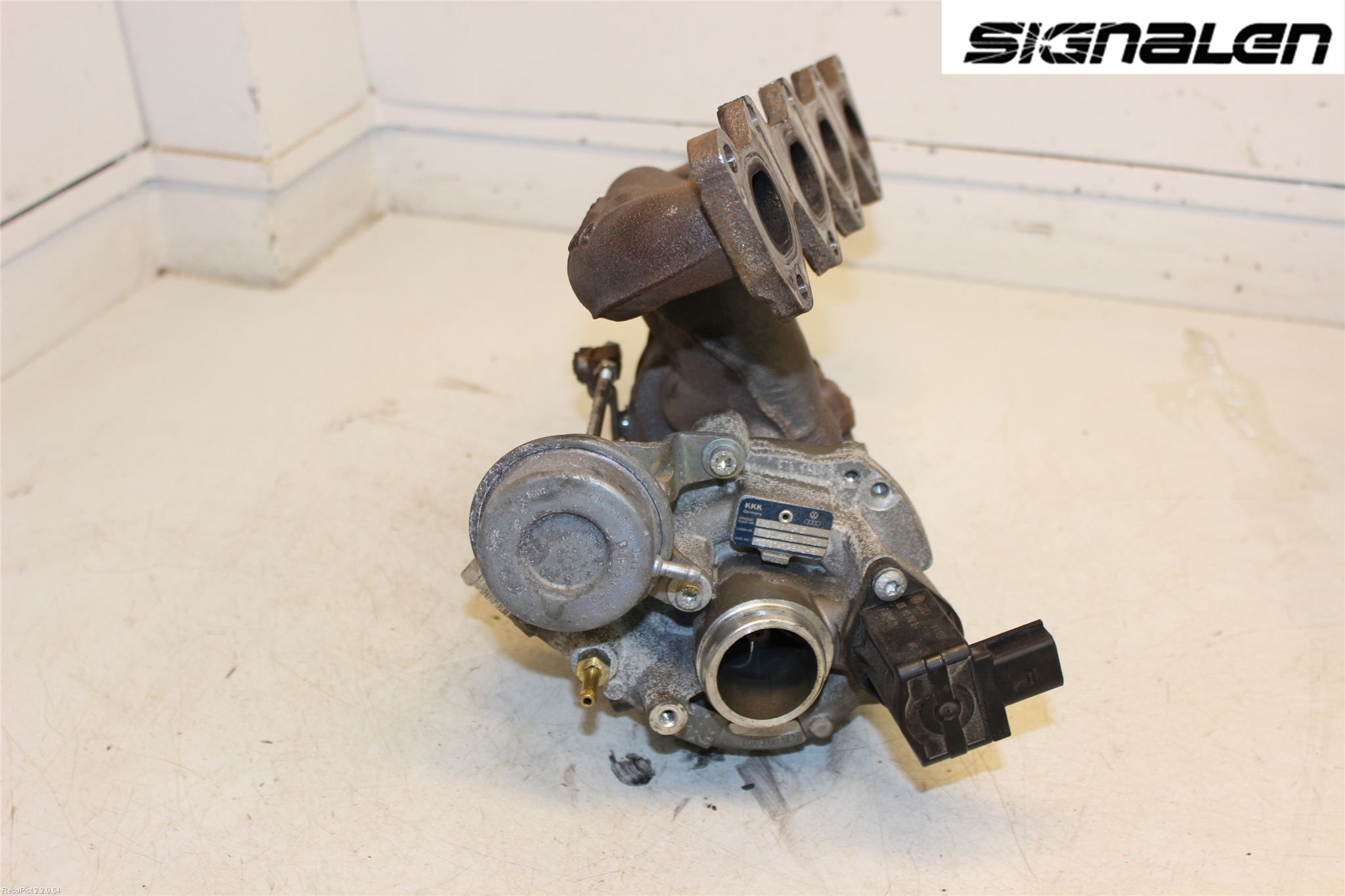 Volkswagen VW PASSAT 11-14 Turboaggregat