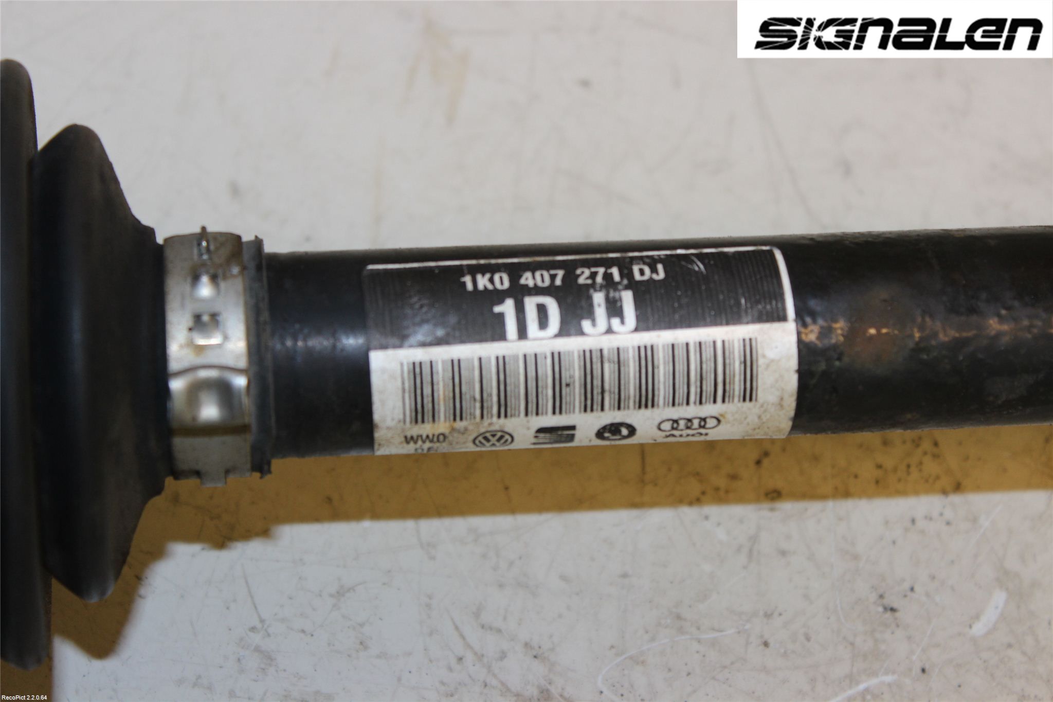 Volkswagen VW GOLF PLUS/CROSS GOLF 04-14 Drivaxel Fram Vänster