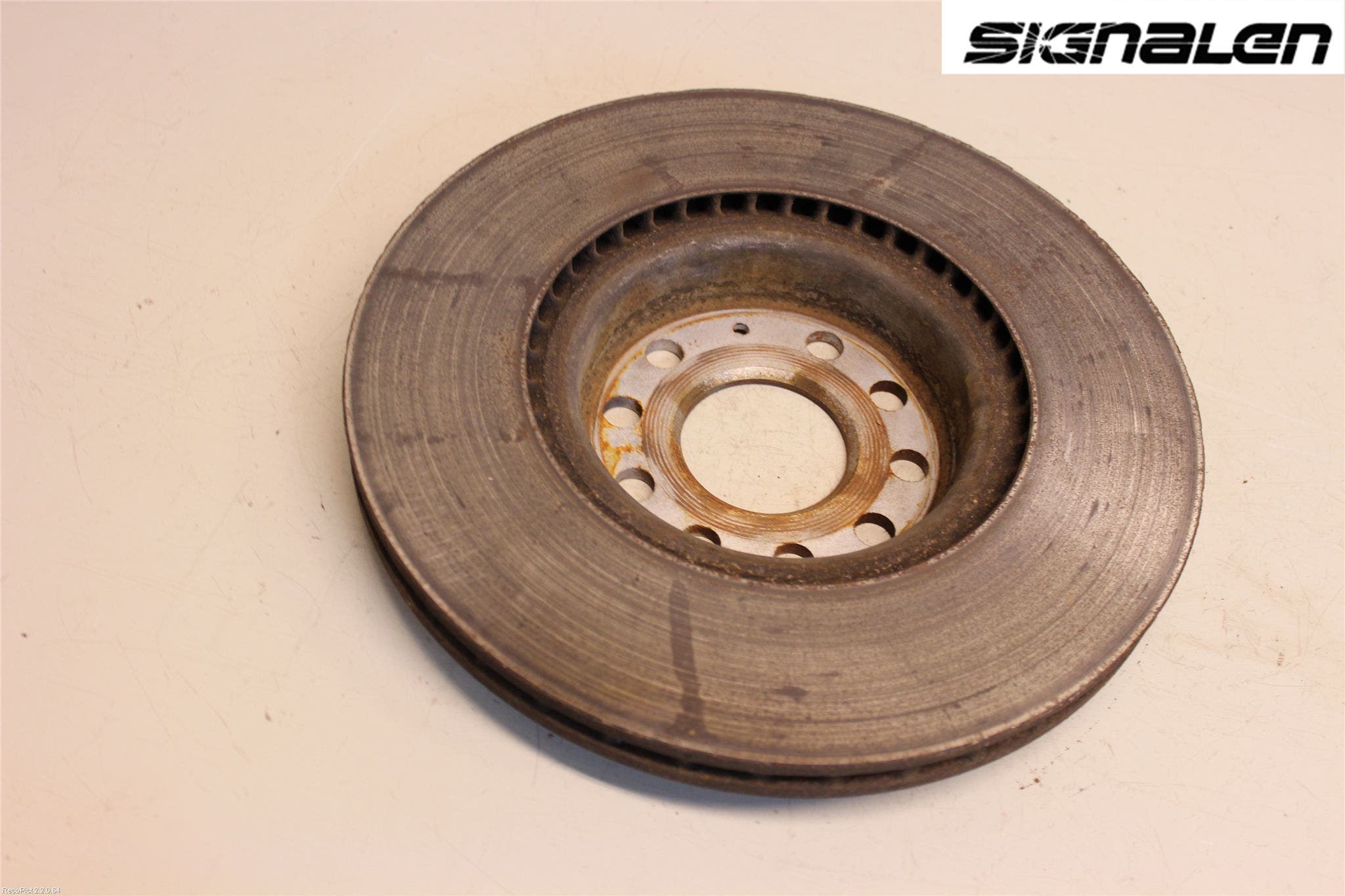 Volkswagen VW PASSAT 11-14 Bromsskiva Fram