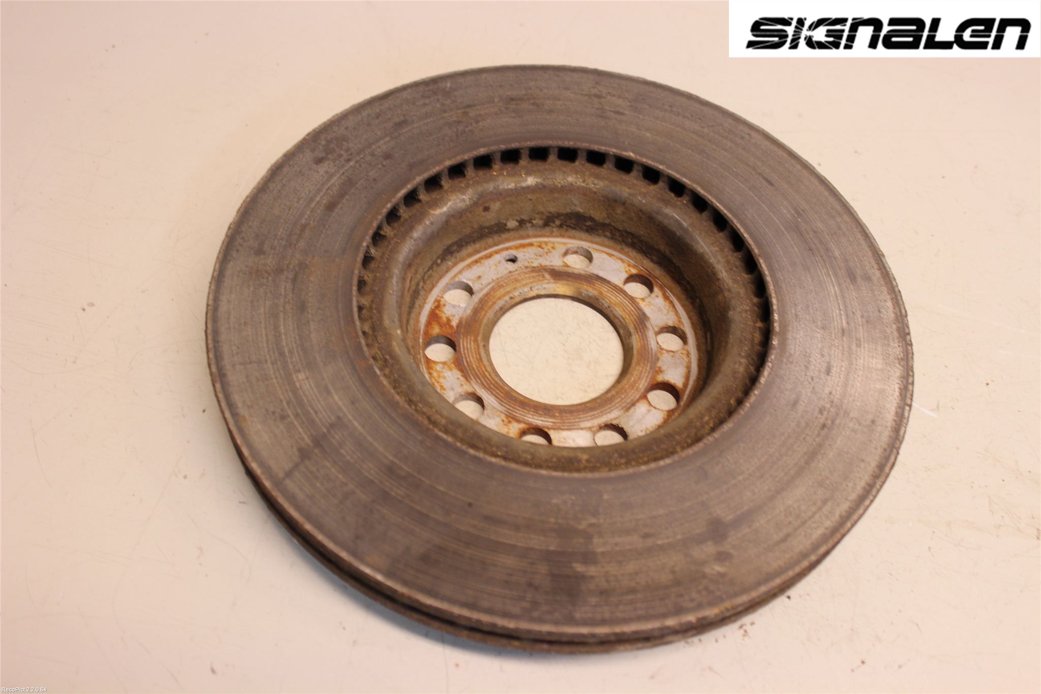 Volkswagen VW PASSAT 11-14 Bromsskiva Fram