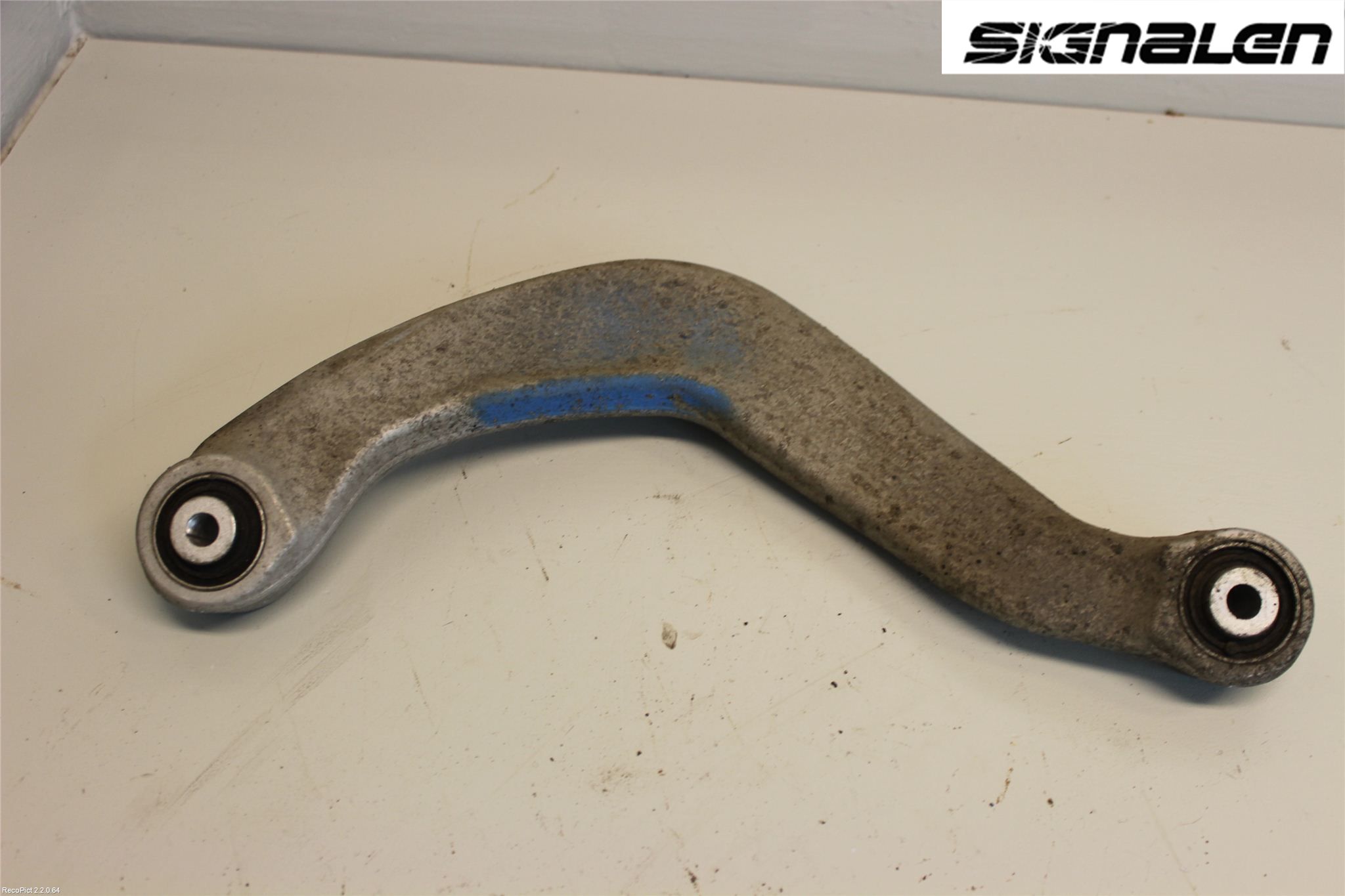 Audi A4/S4 08-11 Bärarm Bak Övre Höger