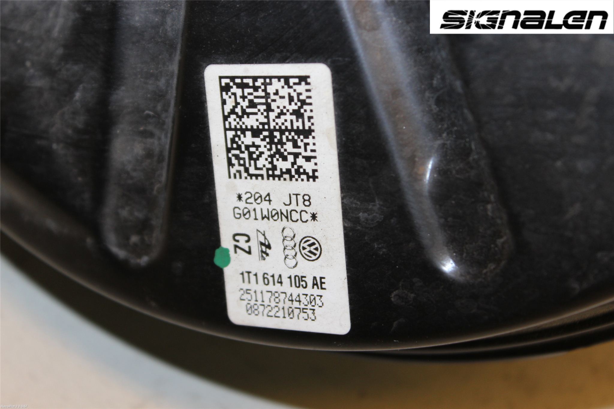 Volkswagen VW TOURAN 10-15 Bromsservo