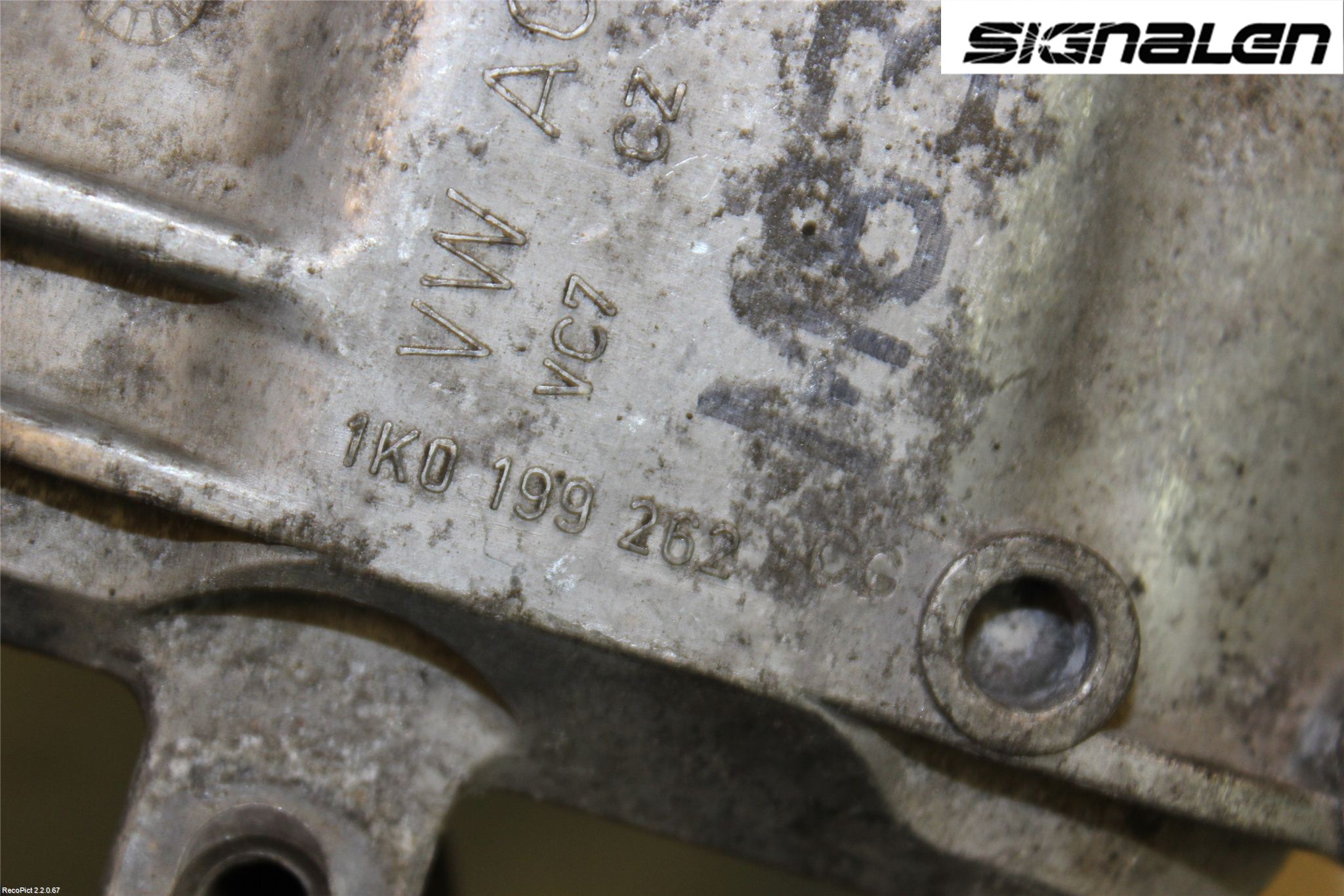 Volkswagen VW TOURAN 10-15 Motorkudde